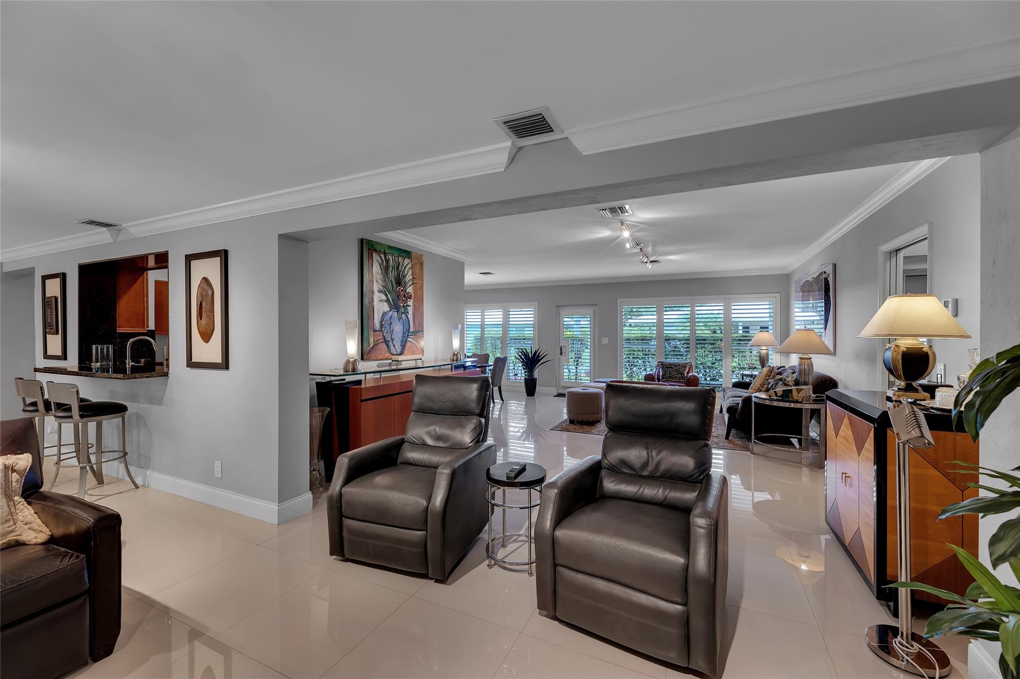 Palm Club Co-Op - Residential