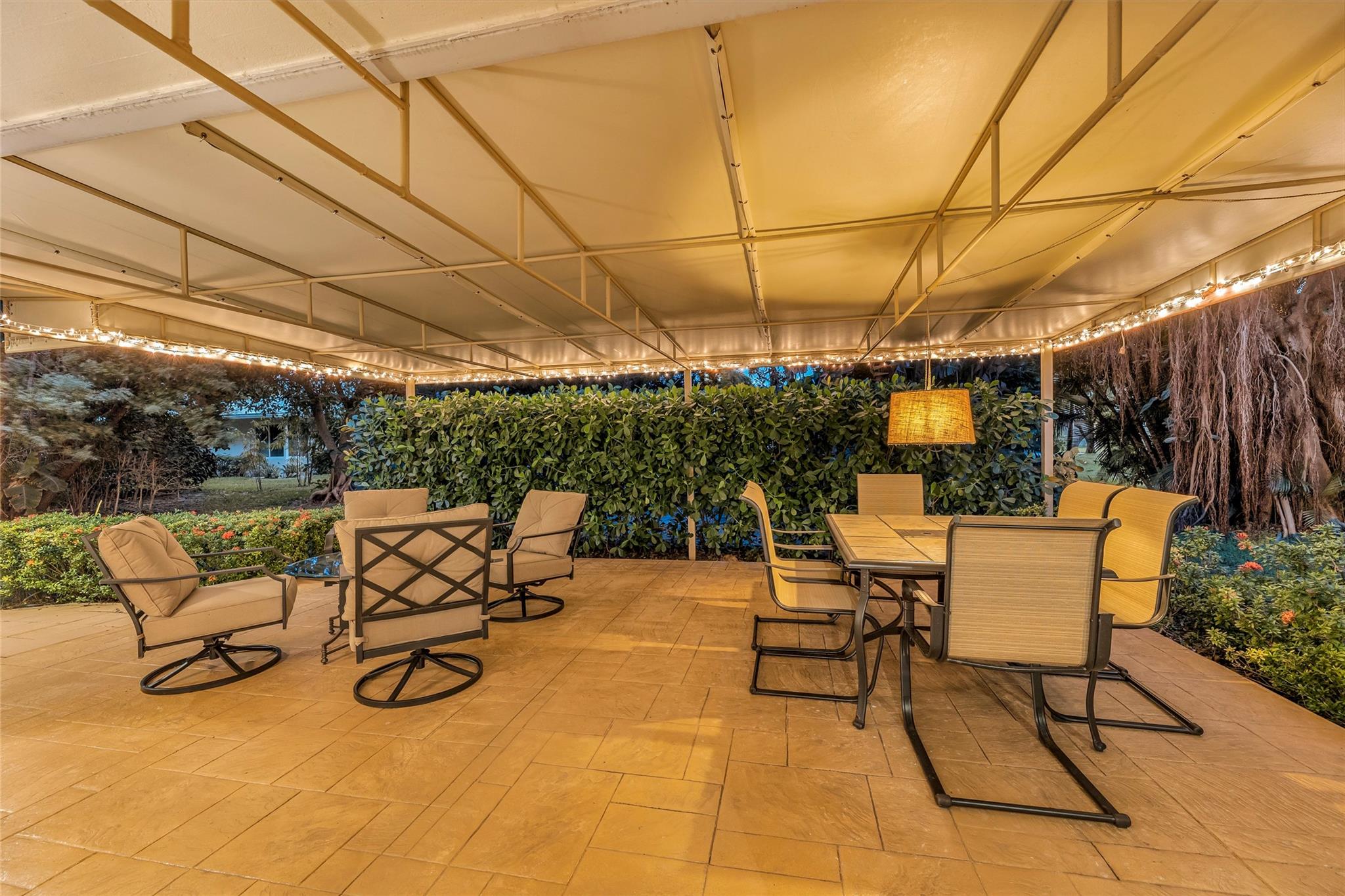 Palm Club Co-Op - Residential