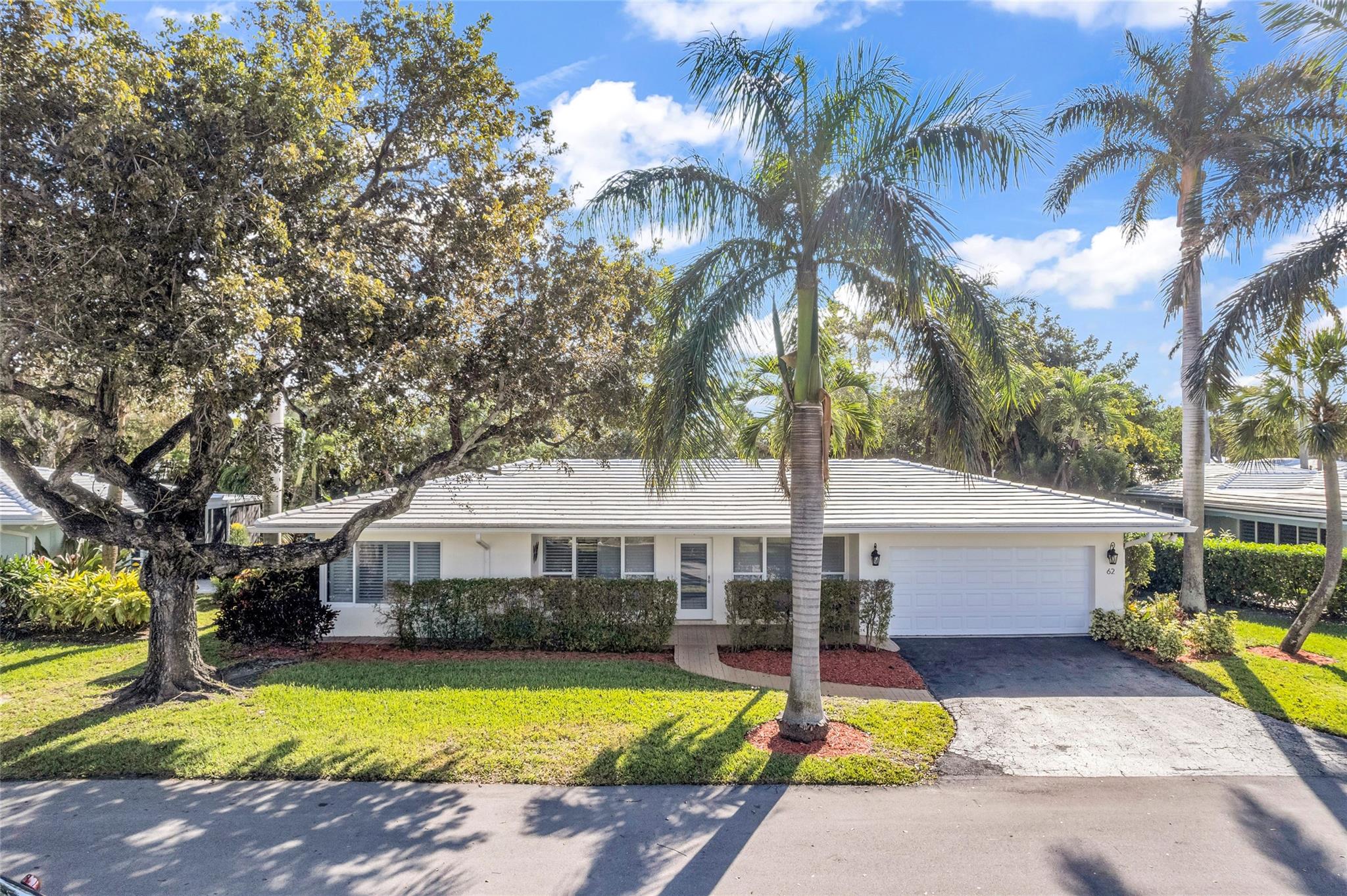 Palm Club Co-Op - Residential