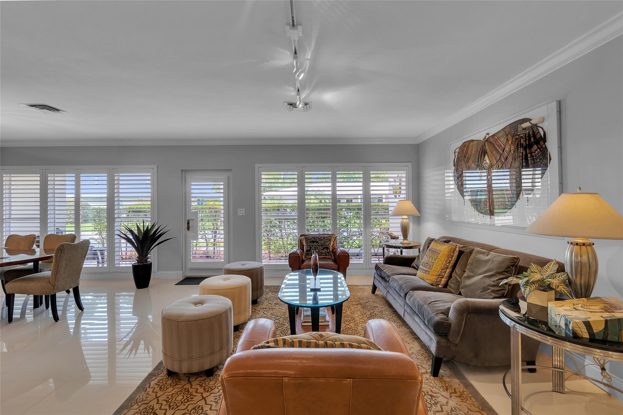Palm Club Co-Op - Residential