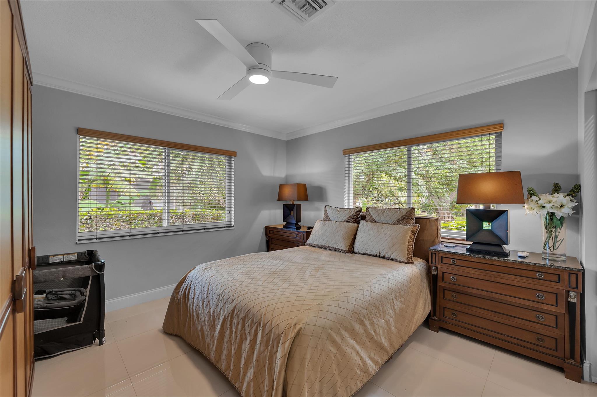Palm Club Co-Op - Residential