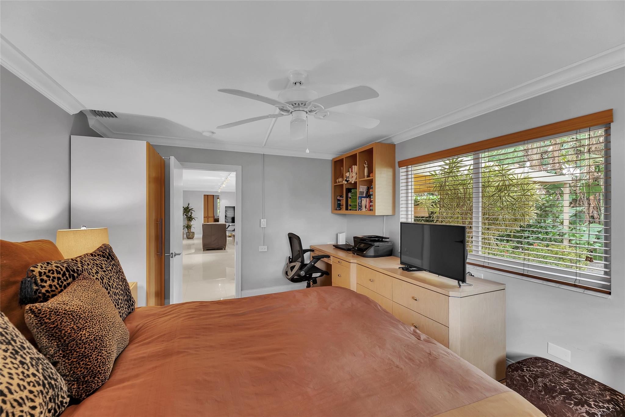 Palm Club Co-Op - Residential
