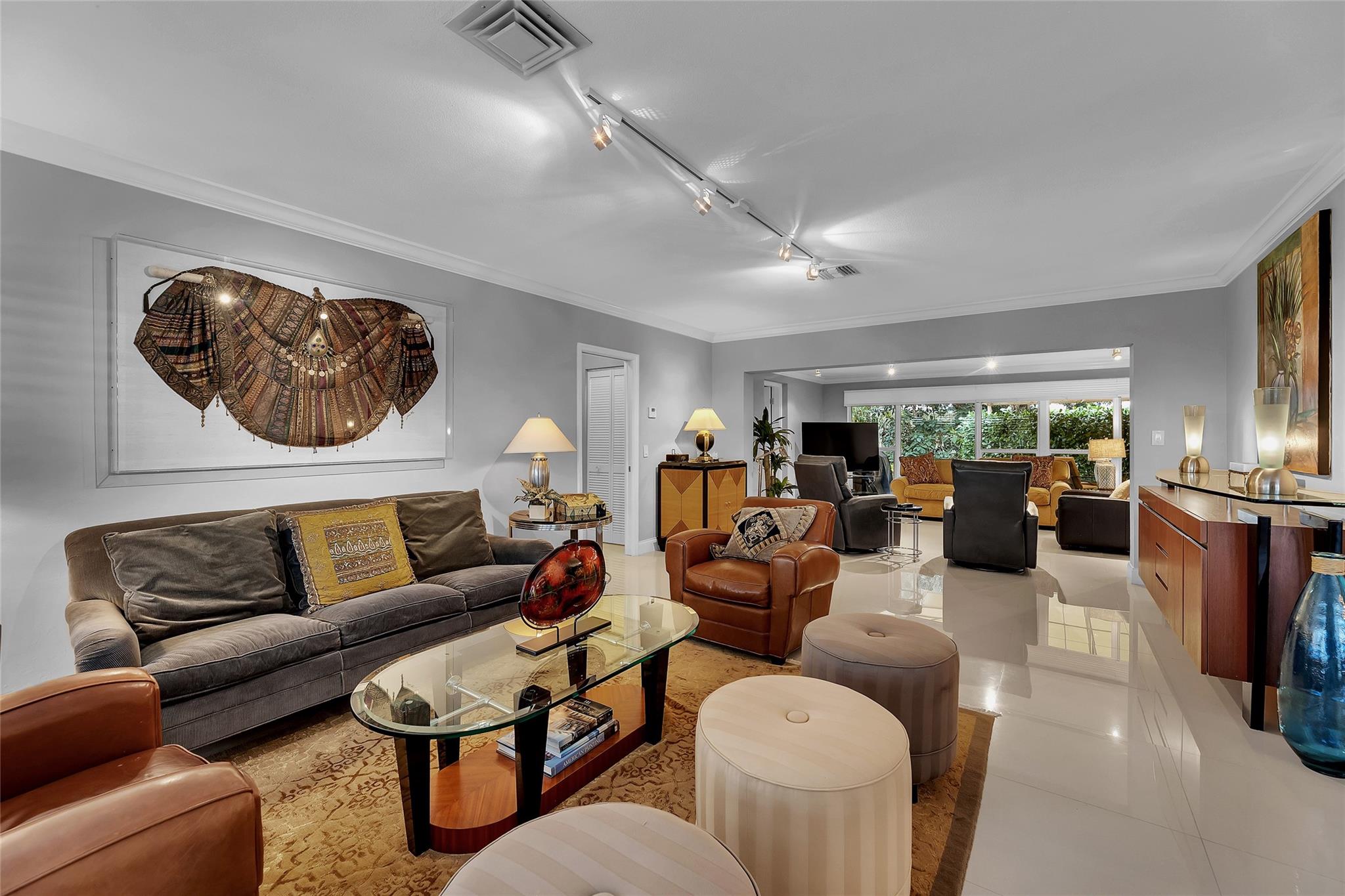 Palm Club Co-Op - Residential