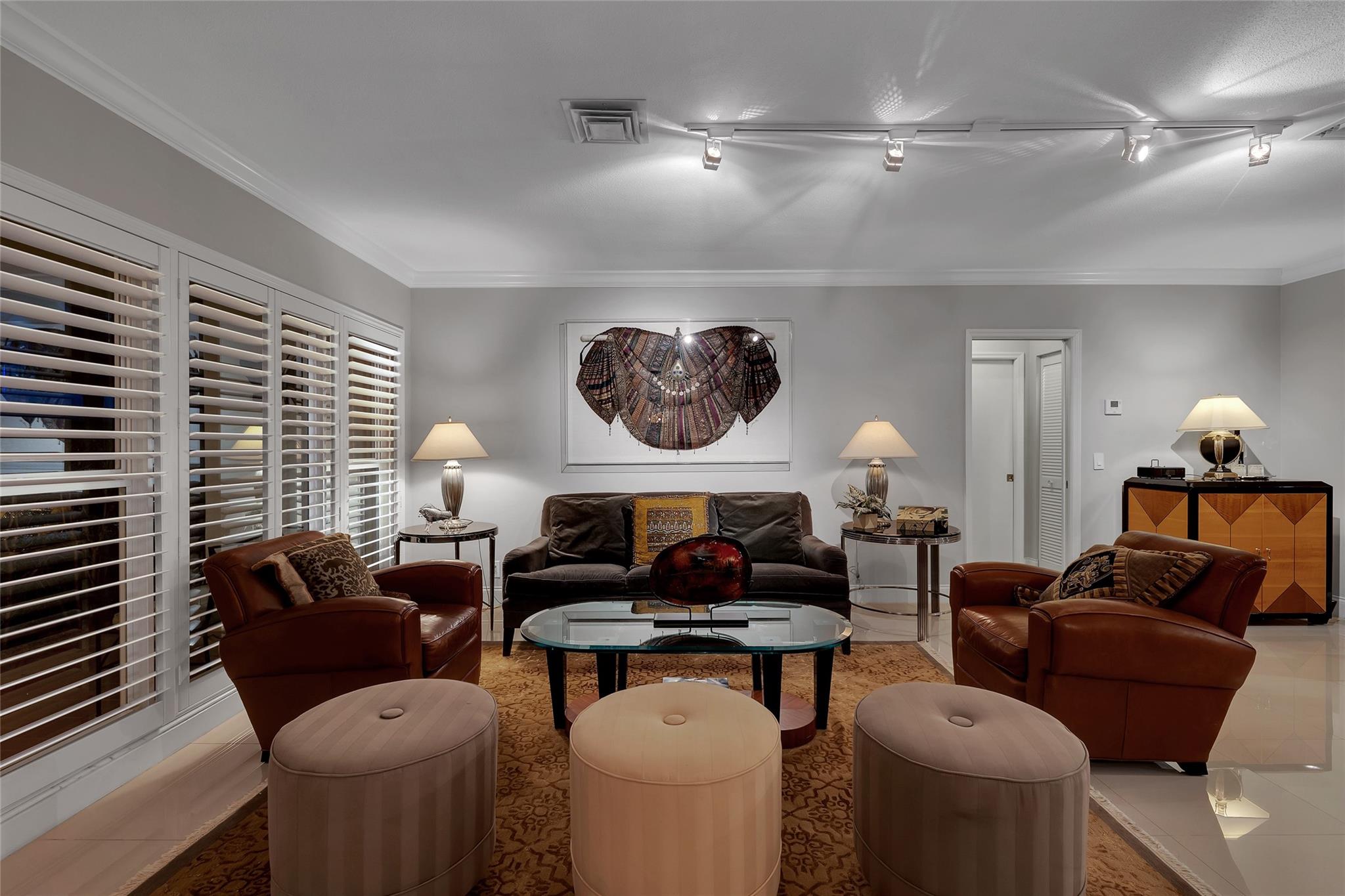 Palm Club Co-Op - Residential