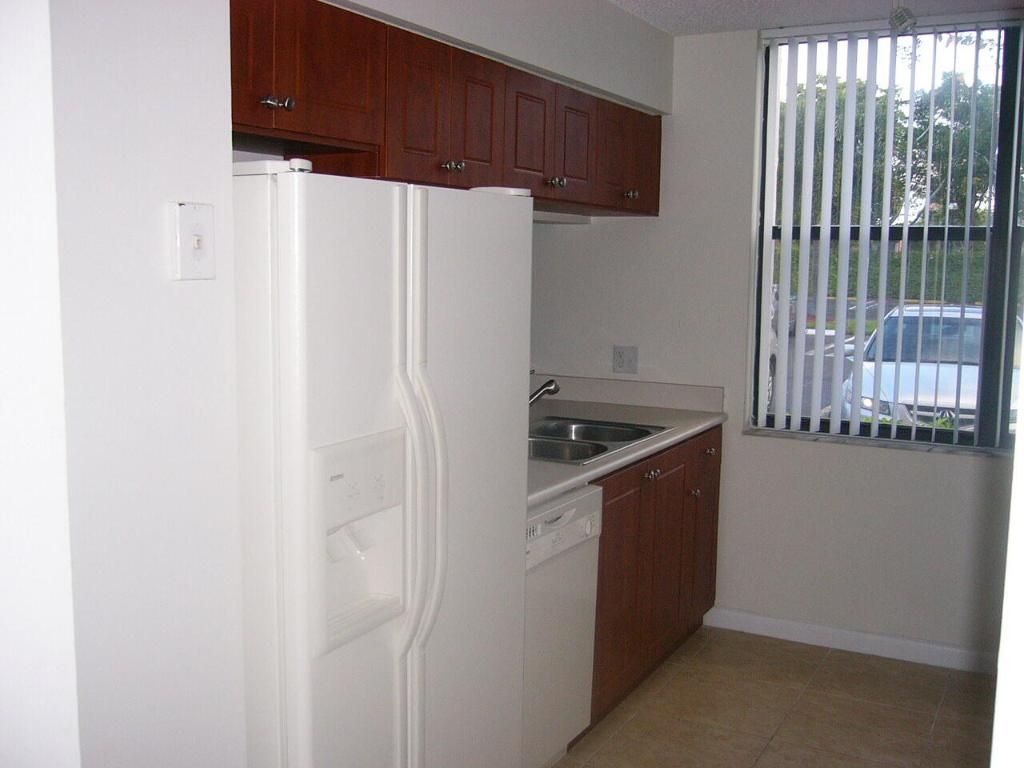 Photo of 820 Lavers Circle #G111, Delray Beach, FL 33444 (MLS # R10963067)