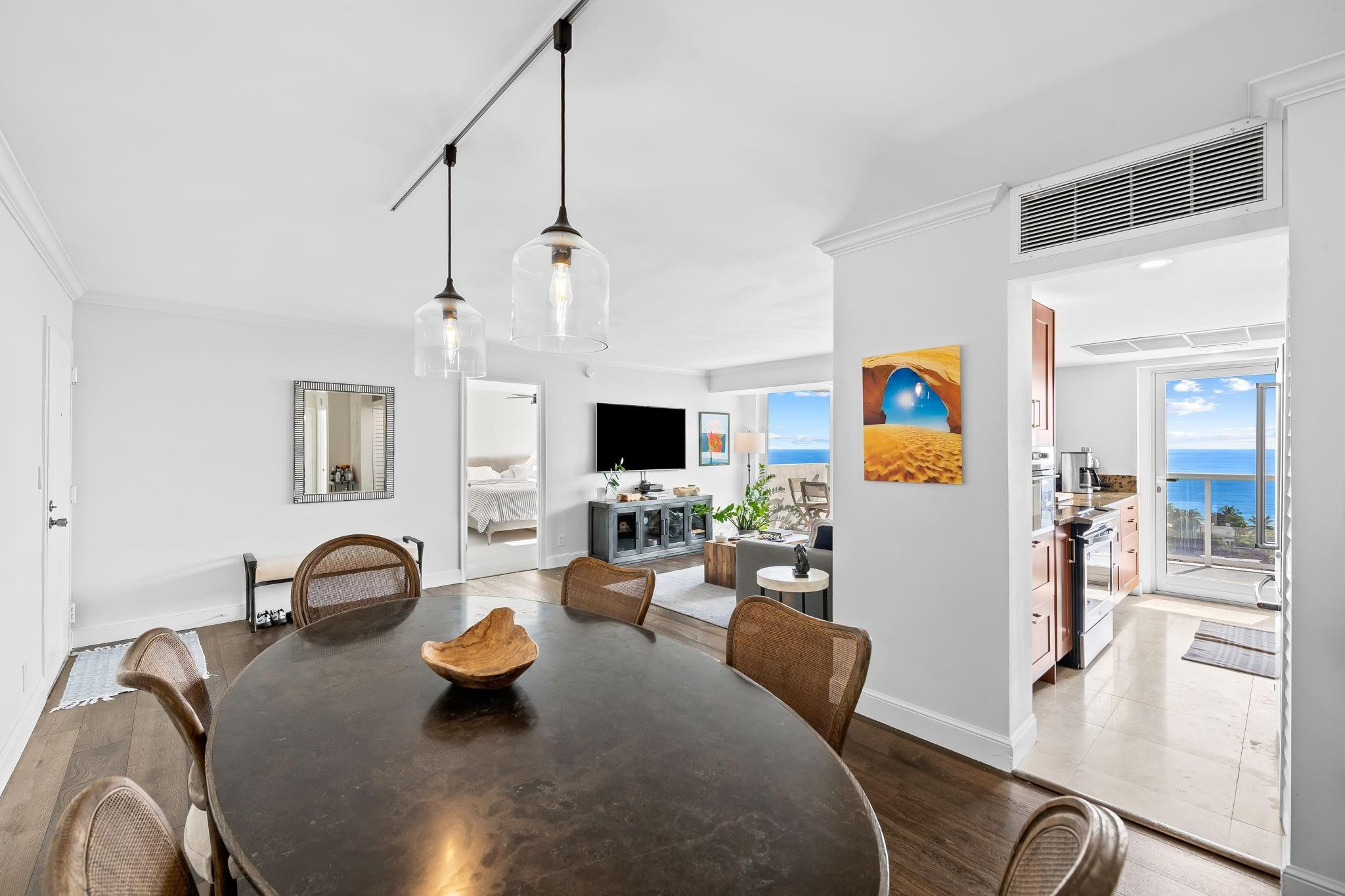 VANTAGE VIEW CONDO - Residential Lease