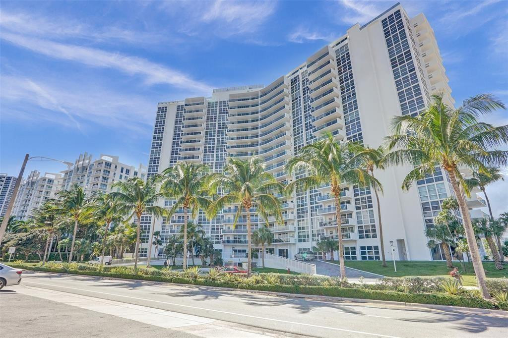 VANTAGE VIEW CONDO - Residential Lease