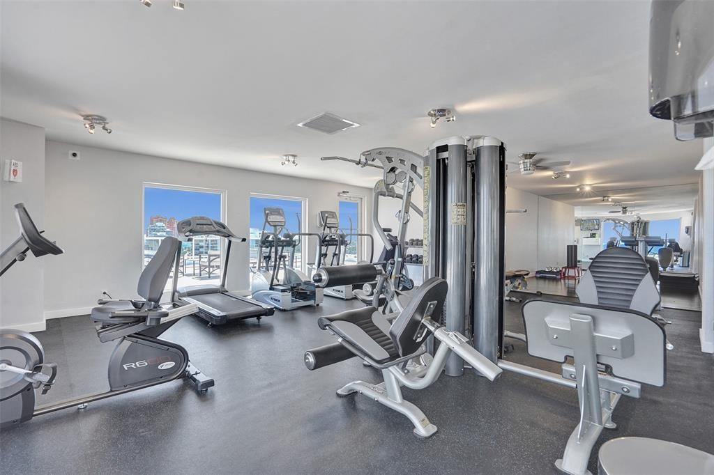 VANTAGE VIEW CONDO - Residential Lease