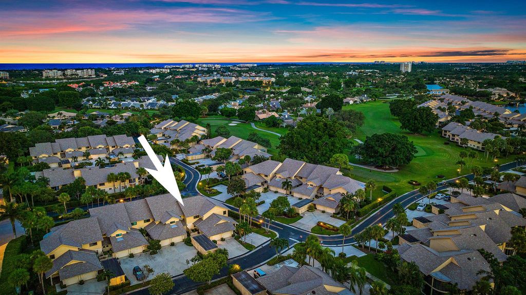 Photo of 17109 Waterbend Drive #122, Jupiter, FL 33477 (MLS # R10954230)