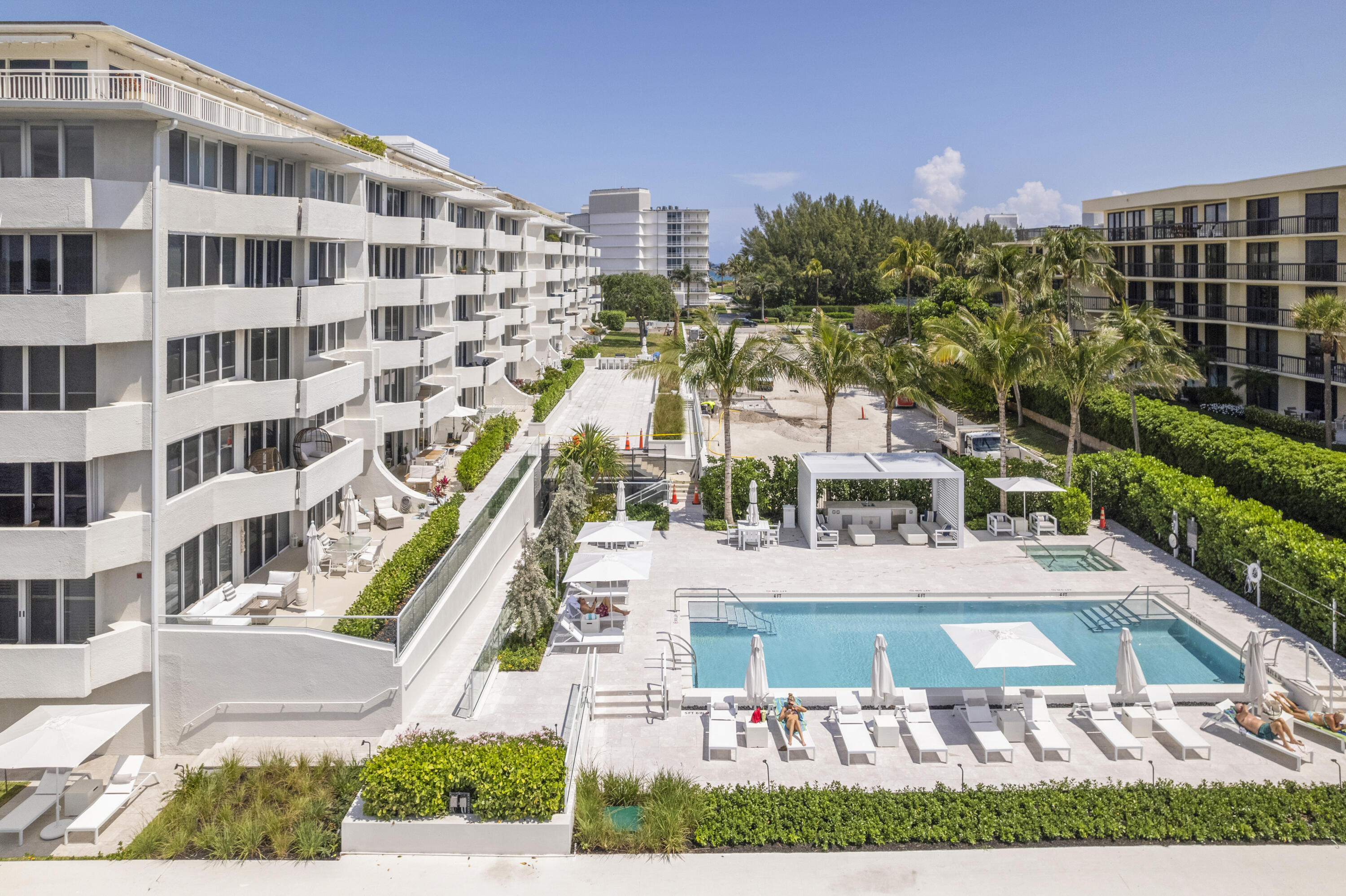 CARLYLE HOUSE CONDO - Residential Lease