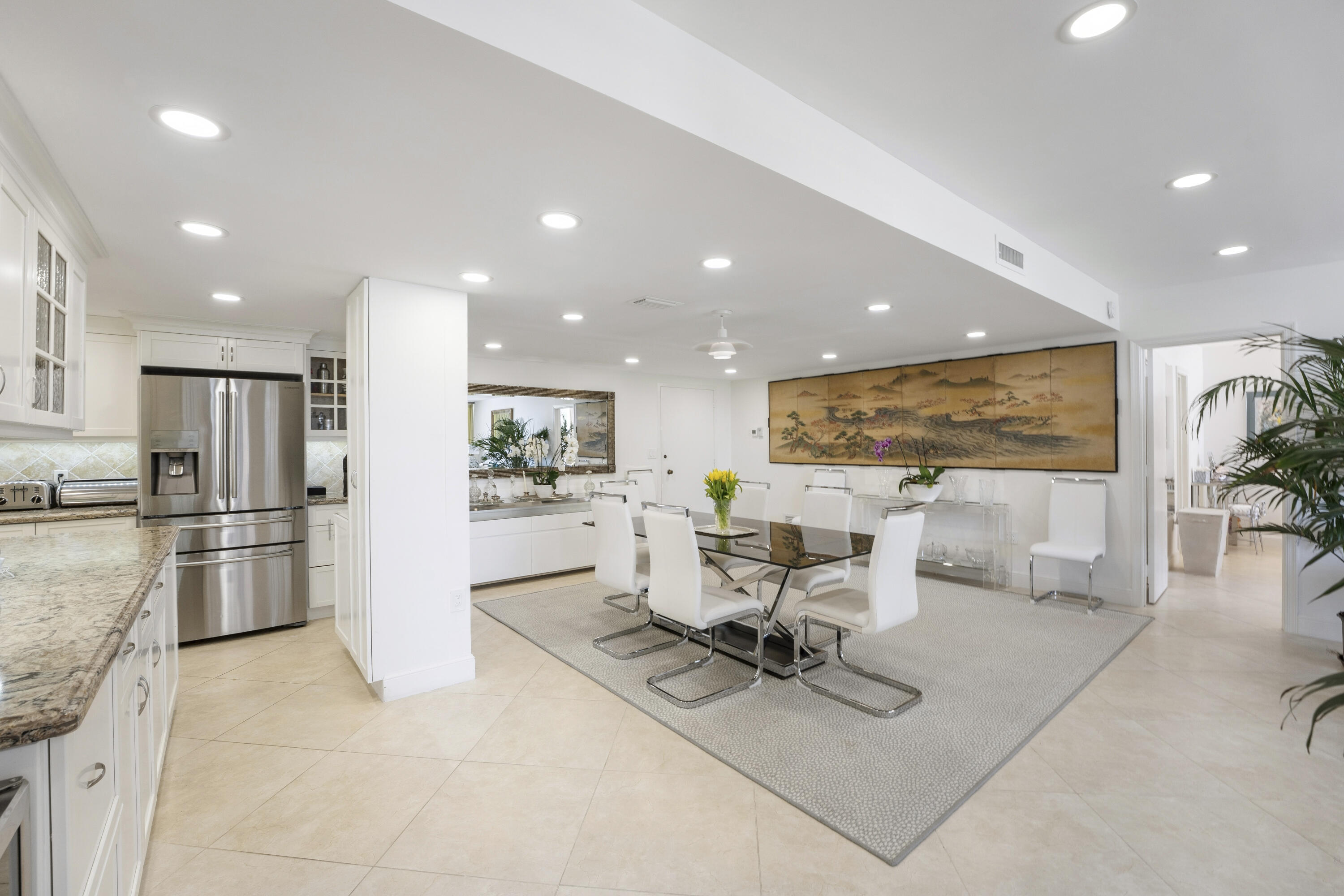 CARLYLE HOUSE CONDO - Residential Lease