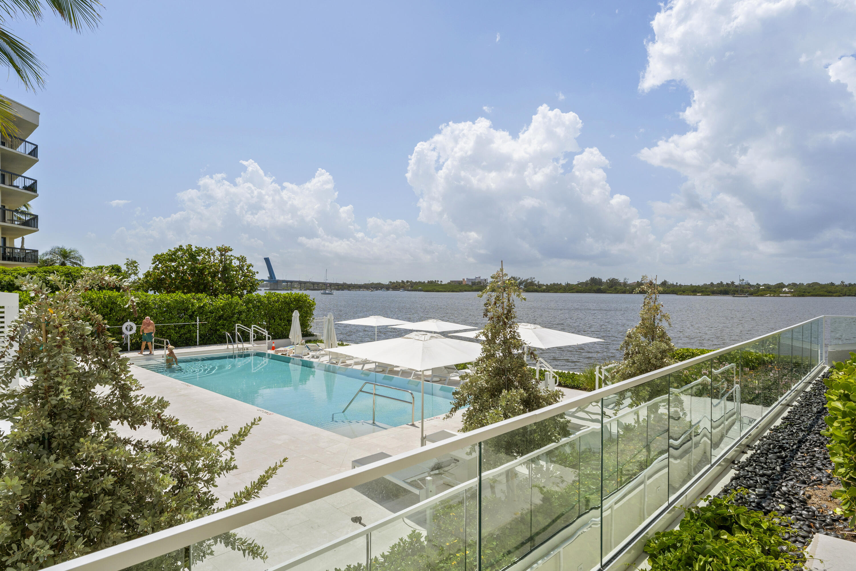 CARLYLE HOUSE CONDO - Residential Lease