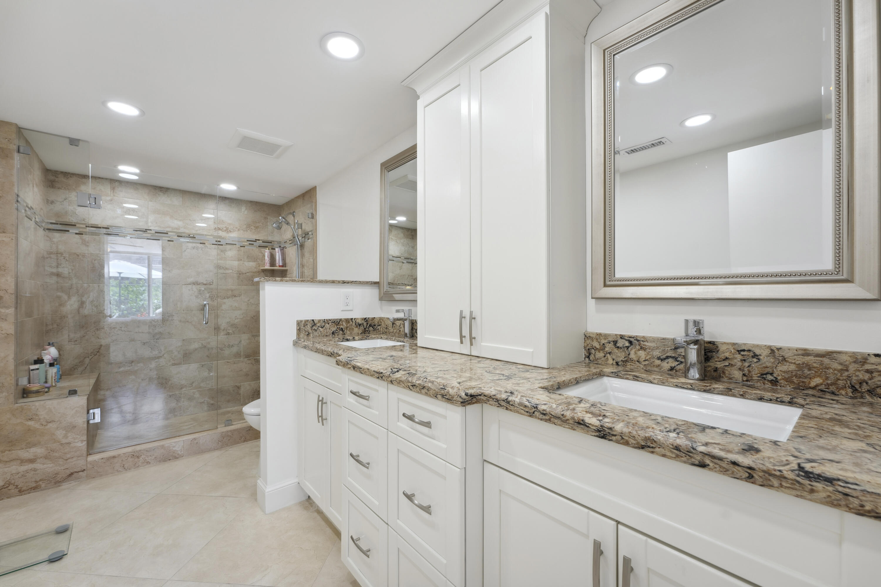 CARLYLE HOUSE CONDO - Residential Lease