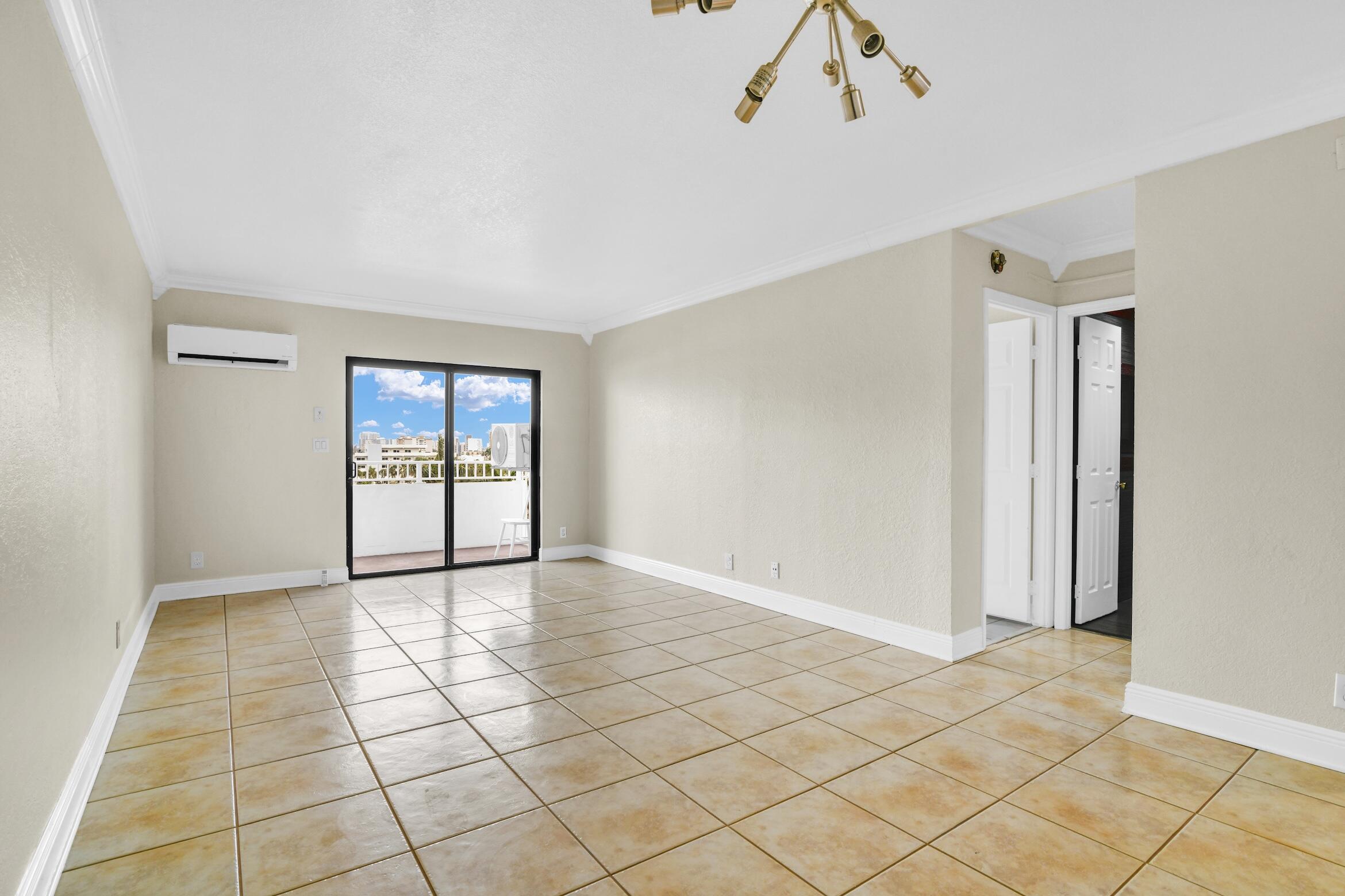 3201 NE 14th Street Causeway 708