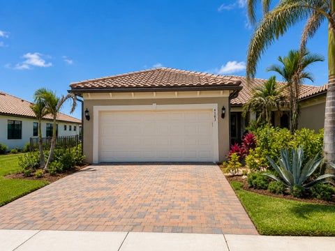 Photo of 4103 Silver Maple Way, Vero Beach, FL 32967 (MLS # B26079287)
