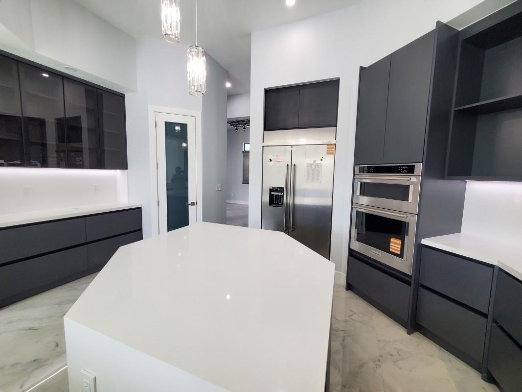 Davie Farmettes 72-10 B - Residential