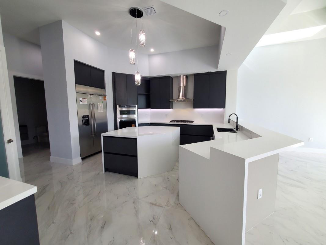 Davie Farmettes 72-10 B - Residential