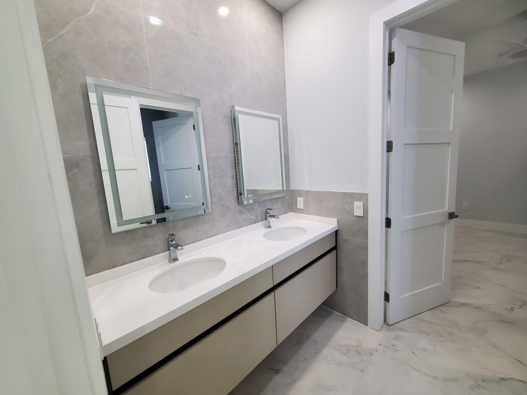 Davie Farmettes 72-10 B - Residential