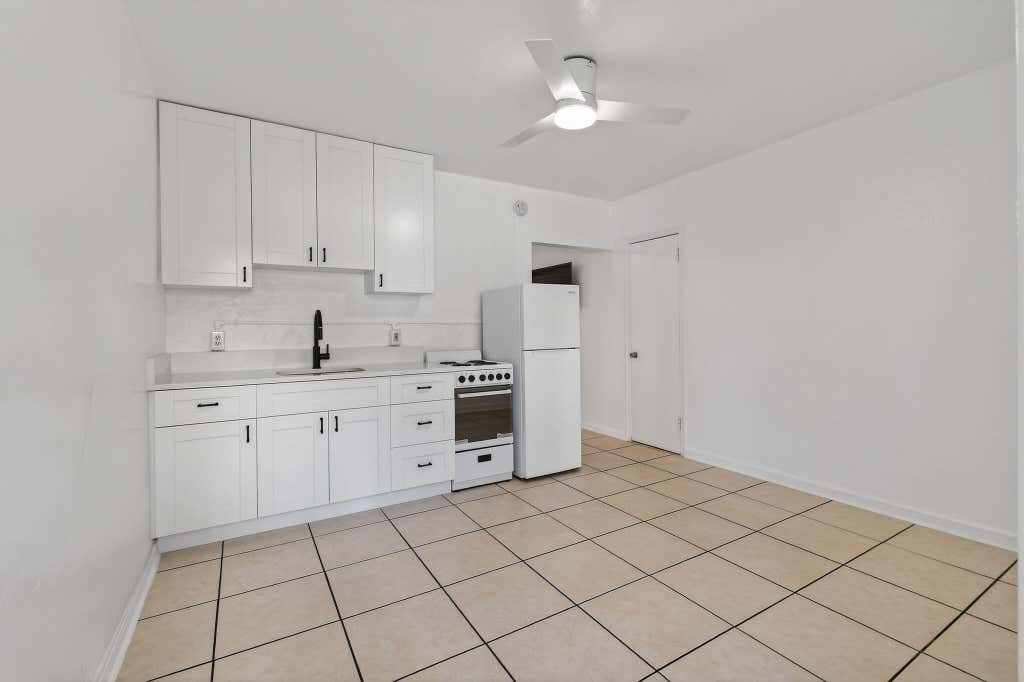 Photo of 101 Blossom Lane #L, Palm Beach Shores, FL 33404 (MLS # B26034030)
