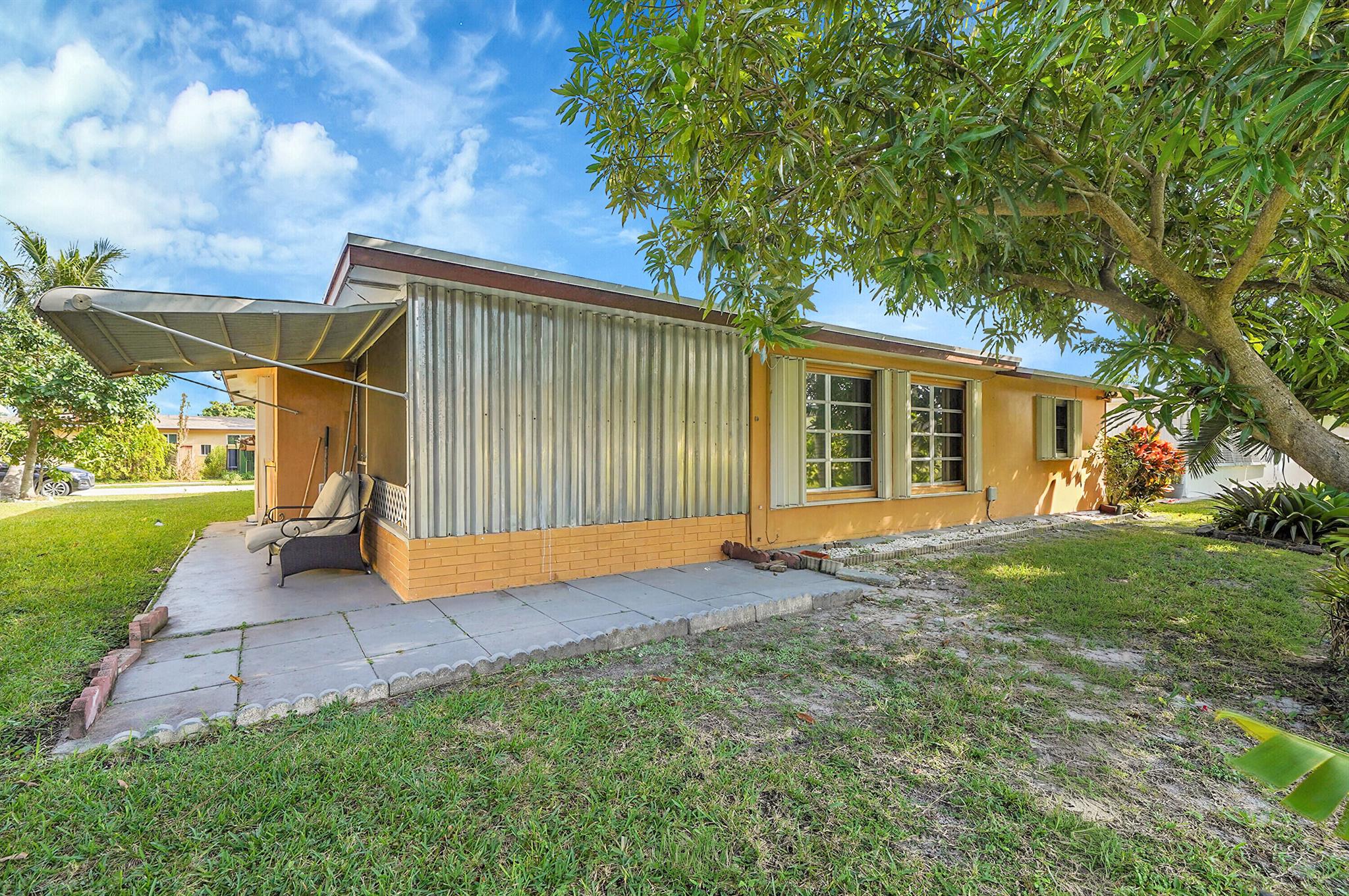 MAINLANDS OF TAMARAC LAKE - Residential