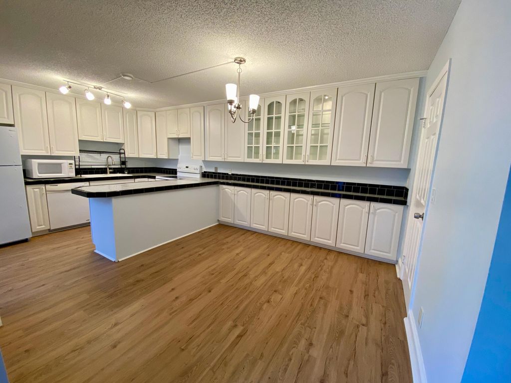 Photo of 3425 San Bernadino Drive #D, Delray Beach, FL 33445 (MLS # R10780128)