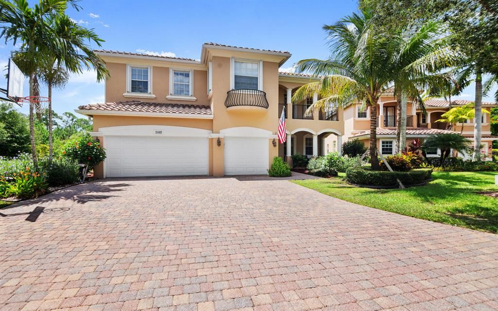 Photo of 5589 SW Bellflower Court, Palm City, FL 34990 (MLS # R10734937)