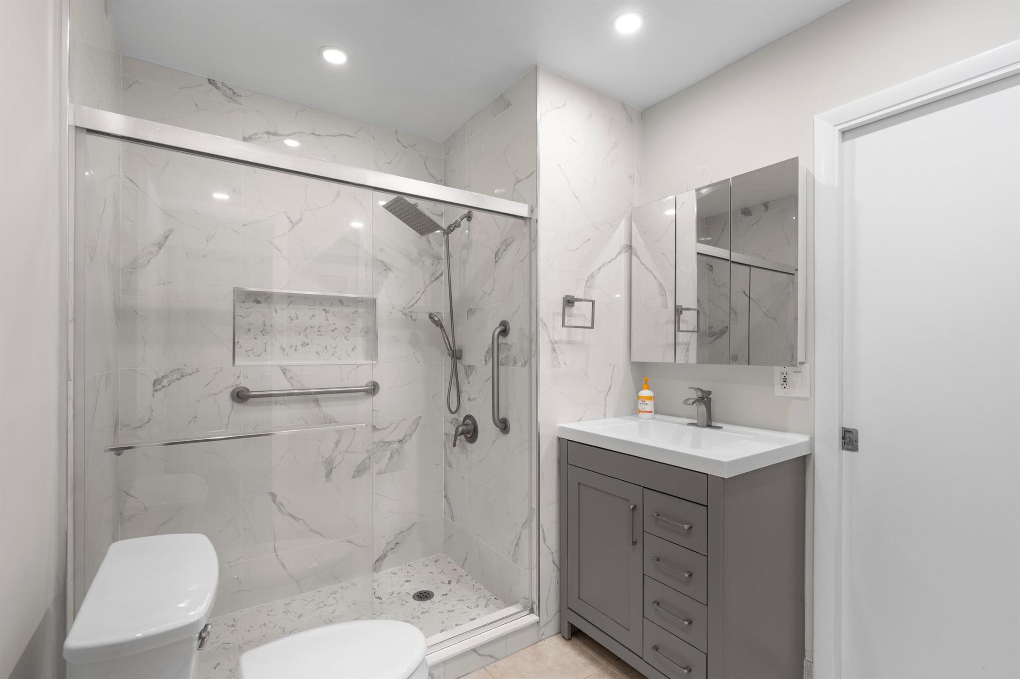 BOCA LAKES CONDO - Residential Lease