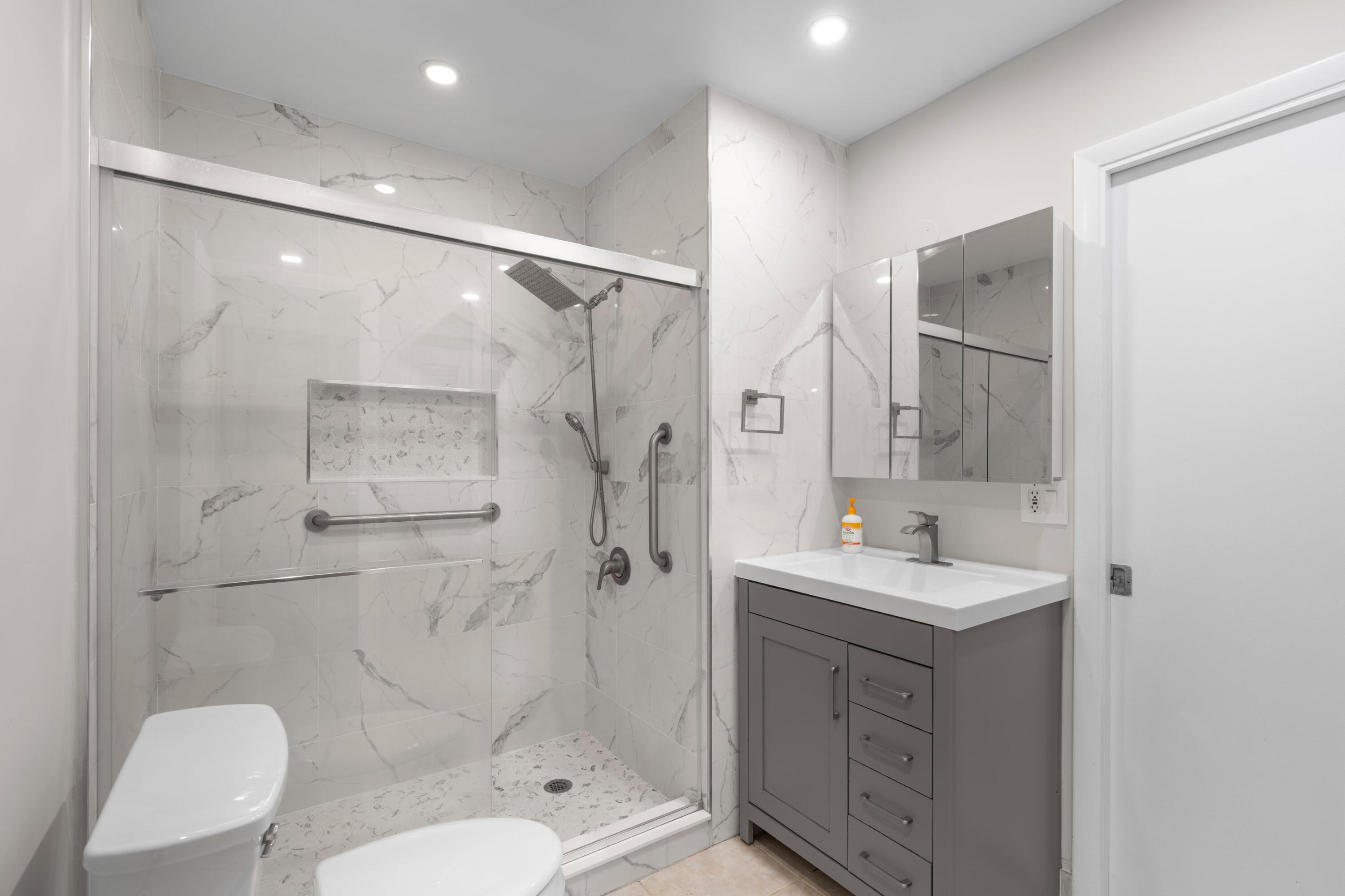 BOCA LAKES CONDO - Residential Lease