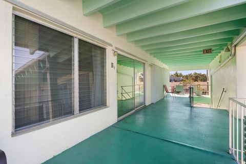 702 N Federal Highway B4 Lake Worth Beach FL 33460