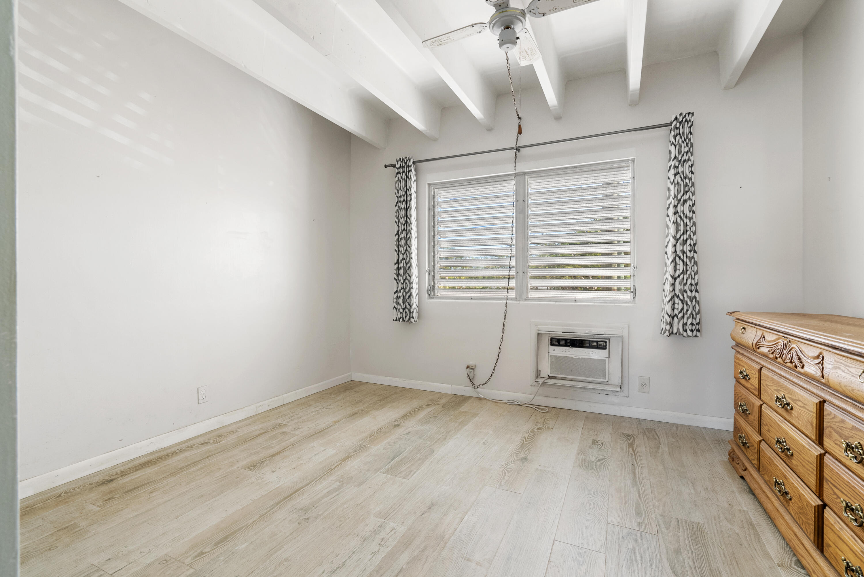 CARIBE CO-OP APTS INC - Residential