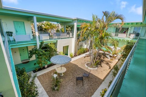 702 N Federal Highway B4 Lake Worth Beach FL 33460