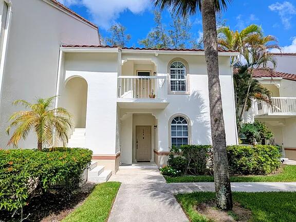 Photo of 134 CYPRESS POINT Drive #134, Palm Beach Gardens, FL 33418 (MLS # B26071648)