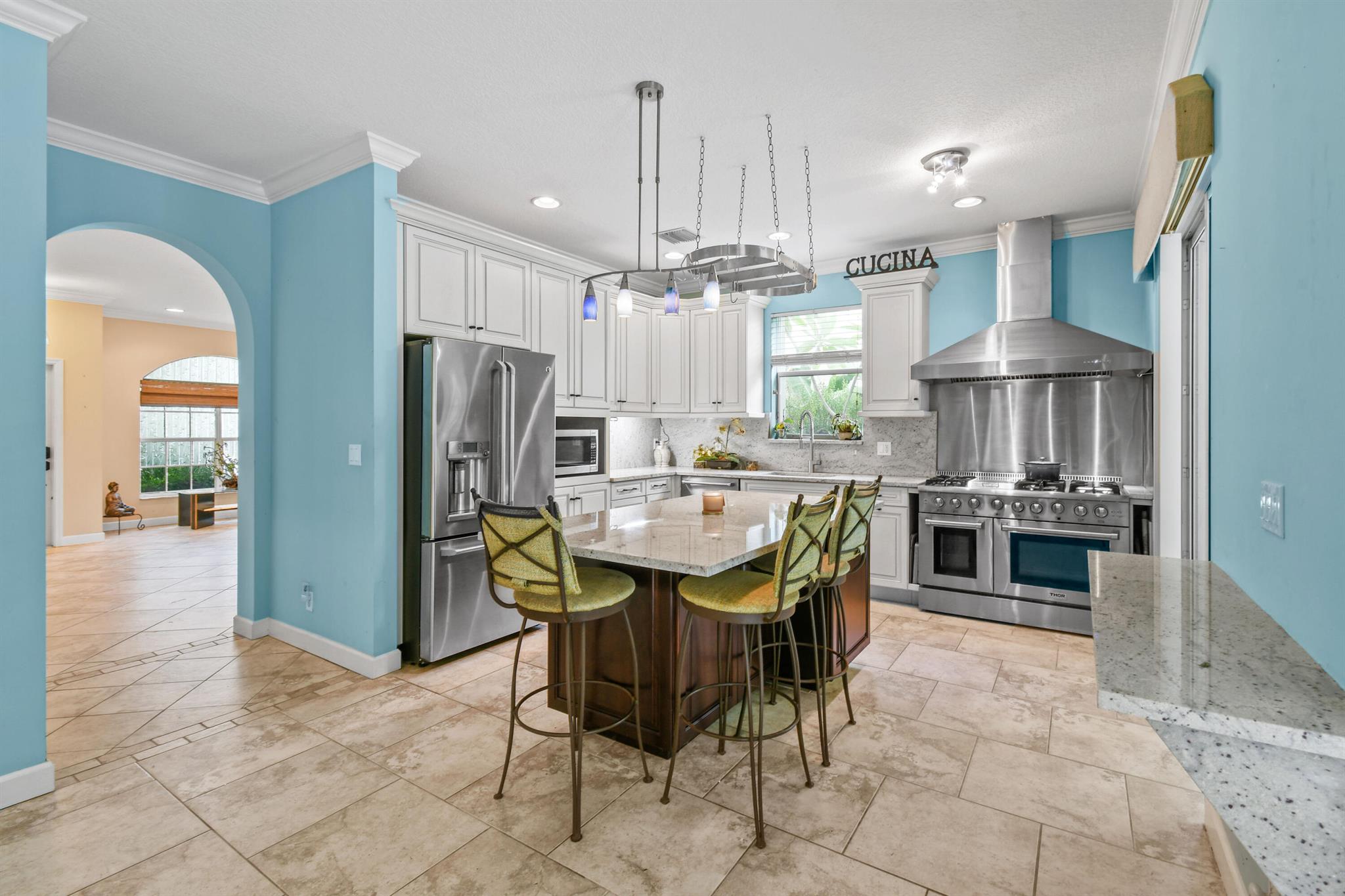 4576 Thornwood Circle