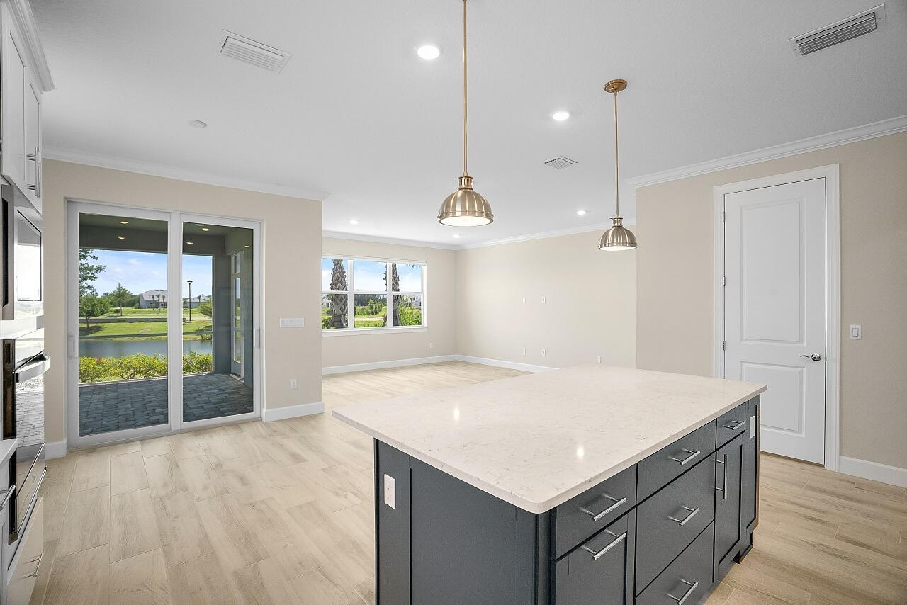 HARBOR ISLE PHASE 1 - Residential Lease