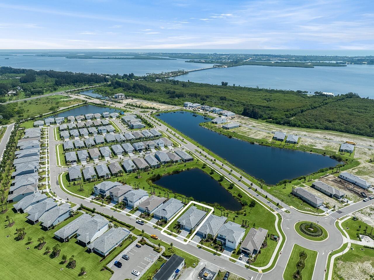 HARBOR ISLE PHASE 1 - Residential Lease