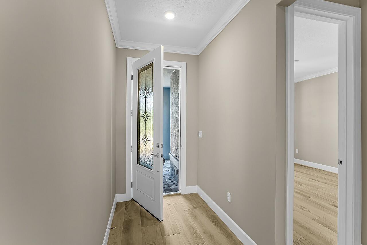 HARBOR ISLE PHASE 1 - Residential Lease