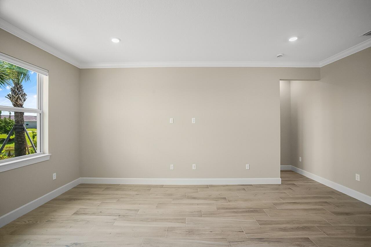 HARBOR ISLE PHASE 1 - Residential Lease