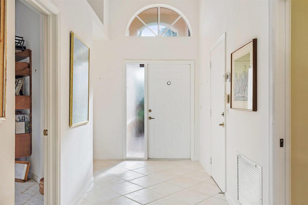 LAKERIDGE GREENS AT PIPERS GLEN - Residential