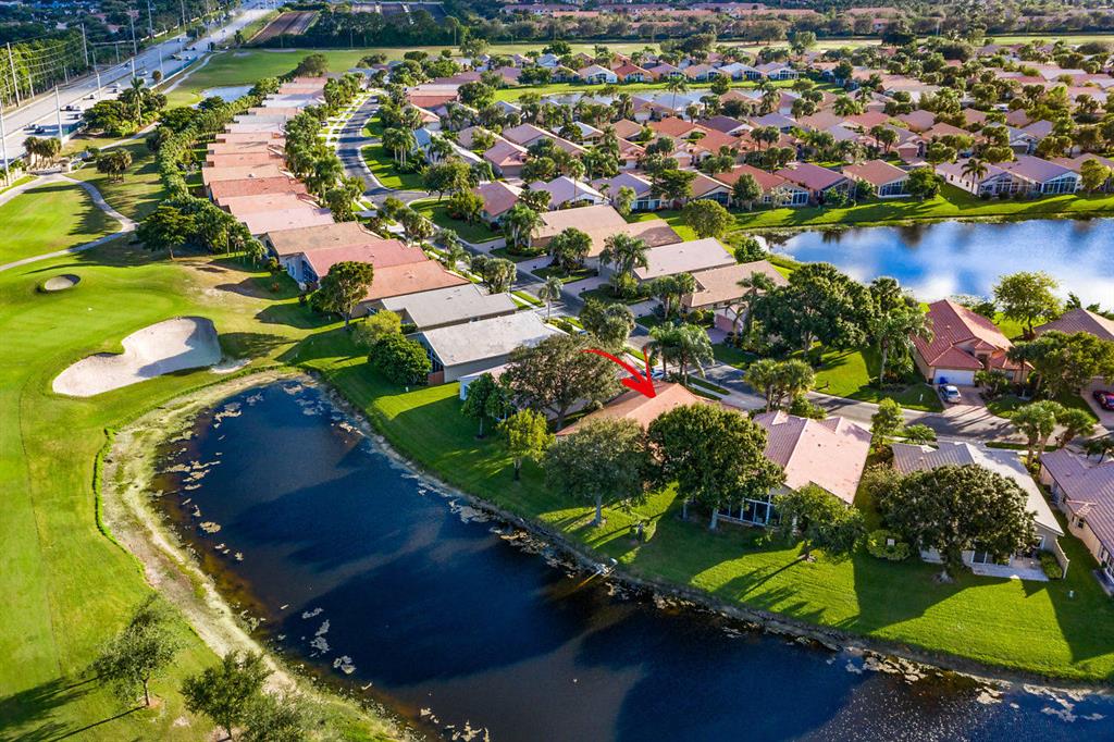 LAKERIDGE GREENS AT PIPERS GLEN - Residential