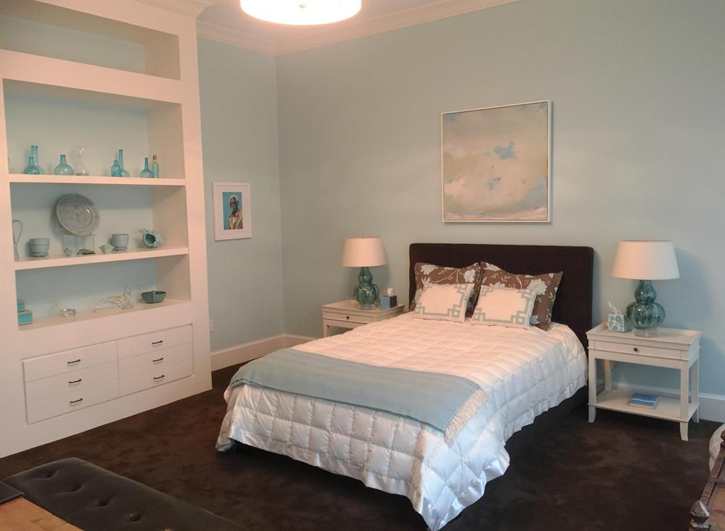 RESIDENCES AT SLOANS CURVE - Residential