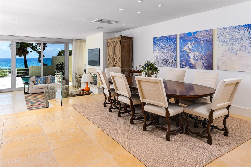 RESIDENCES AT SLOANS CURVE - Residential