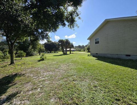 A home in Okeechobee