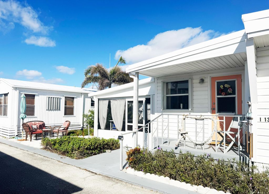 Photo of 13 Hibiscus Drive #I, Briny Breezes, FL 33435 (MLS # R11051238)