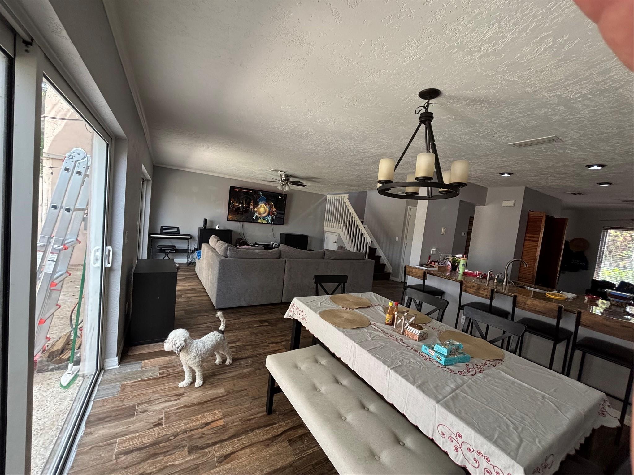 1605 W Harmony Lake Cir 1605