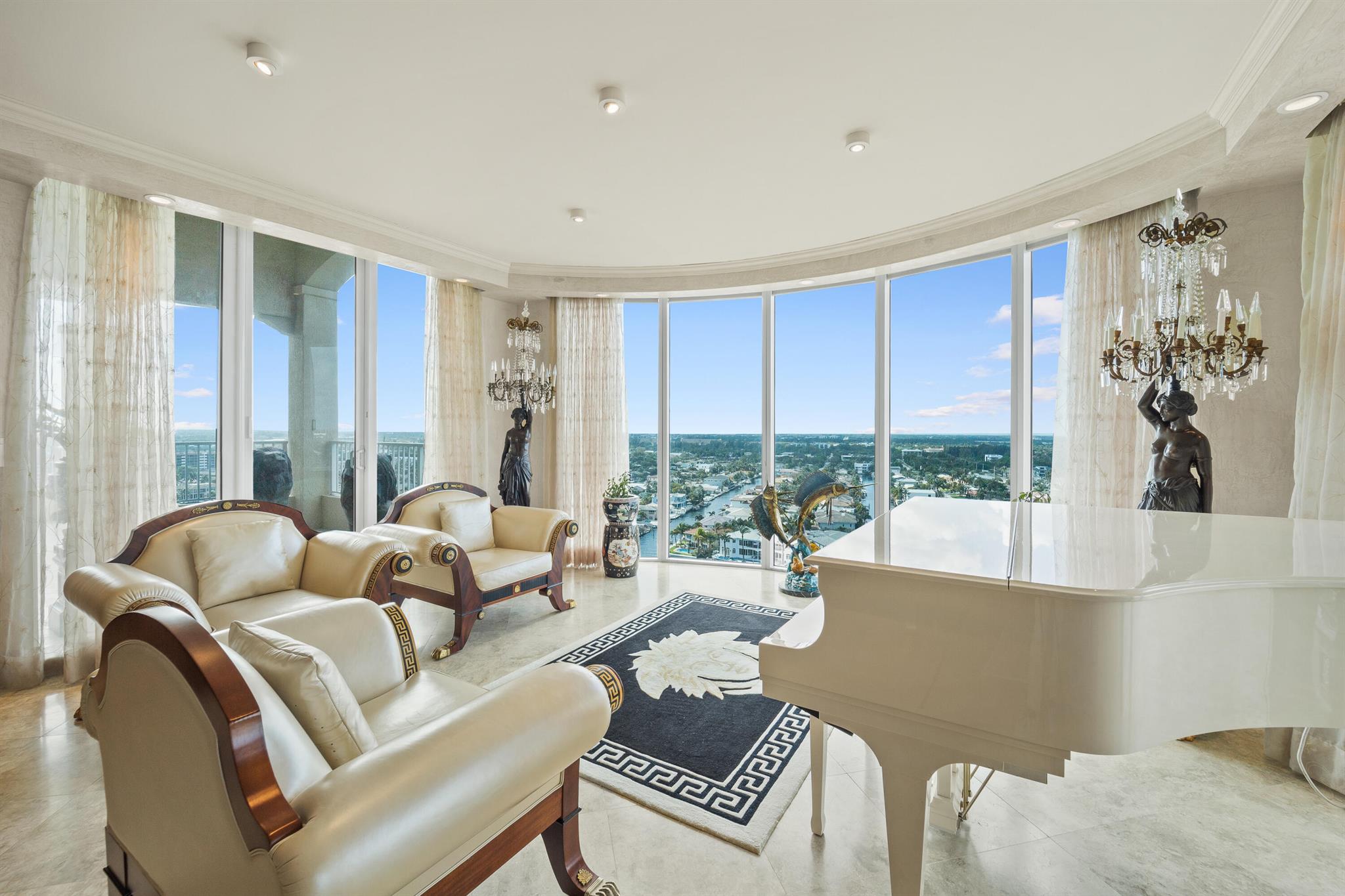 TOSCANA WEST CONDO - Residential