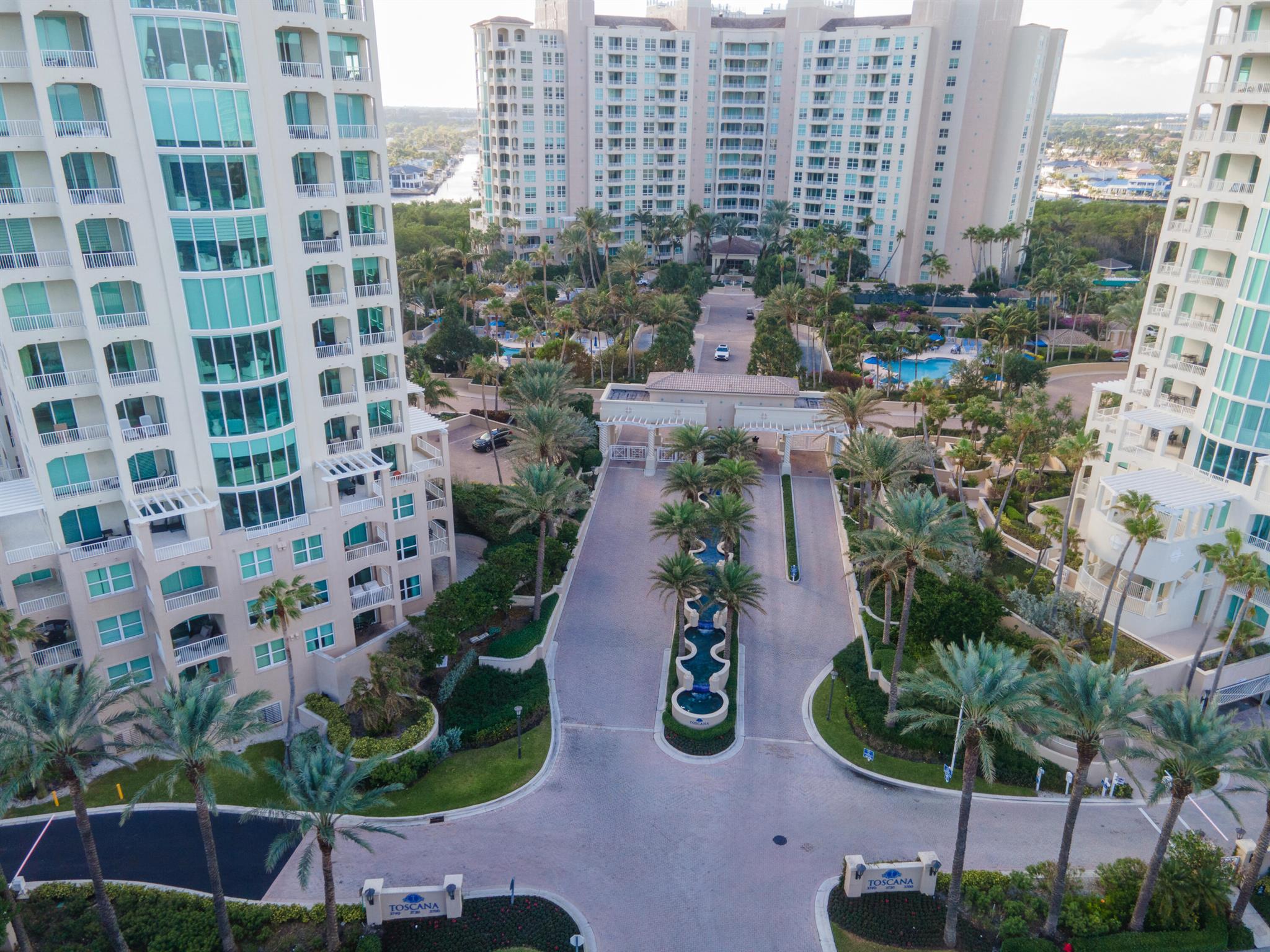 TOSCANA WEST CONDO - Residential