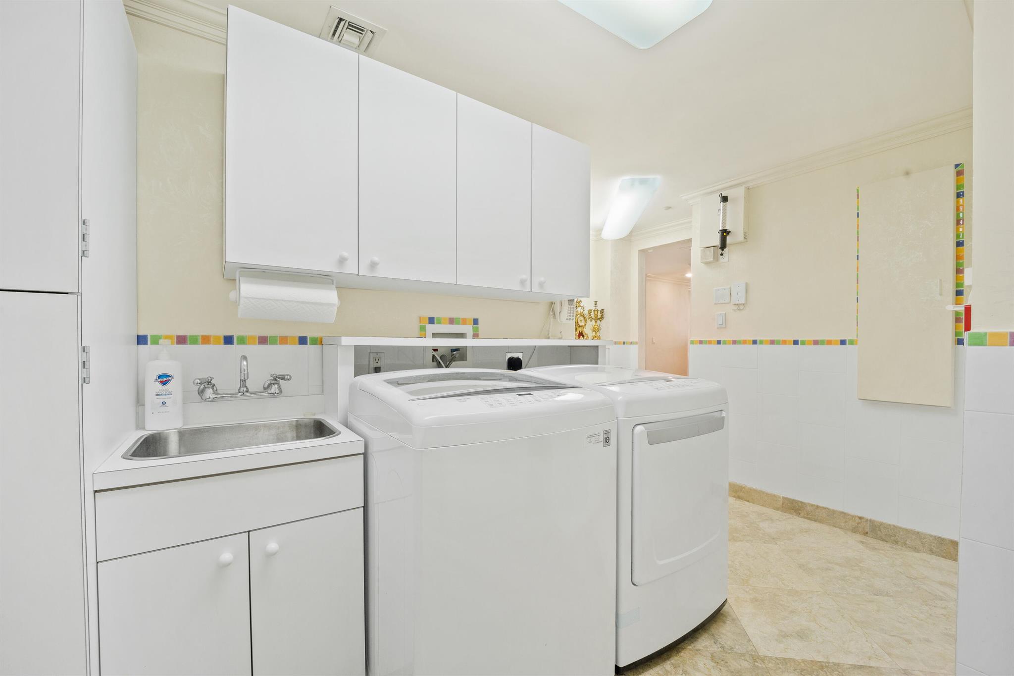 TOSCANA WEST CONDO - Residential