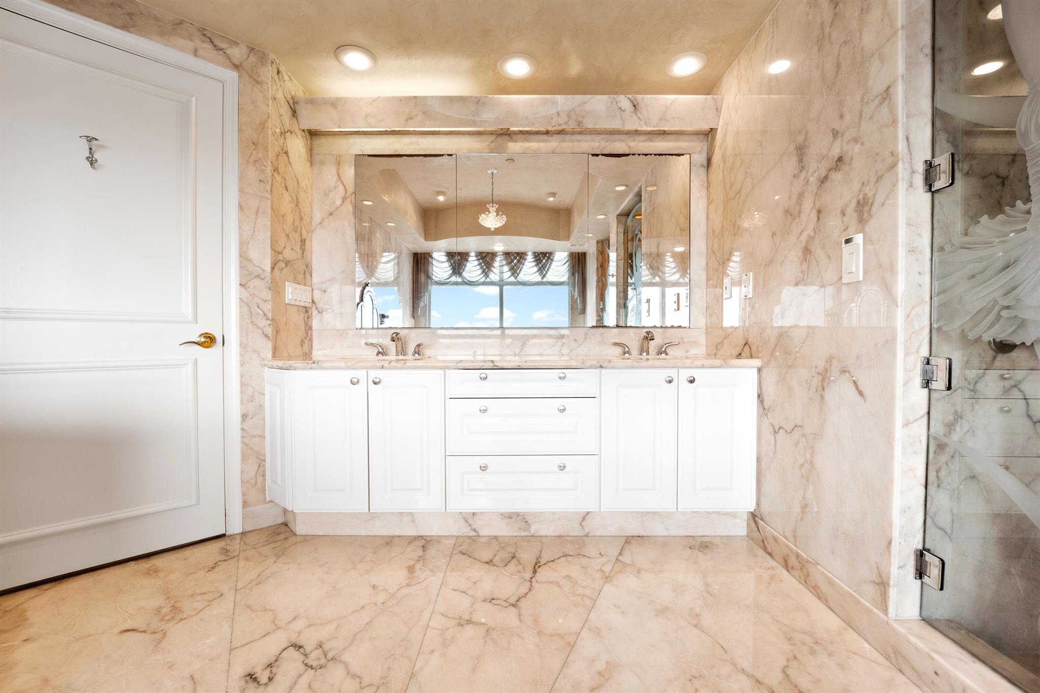 TOSCANA WEST CONDO - Residential