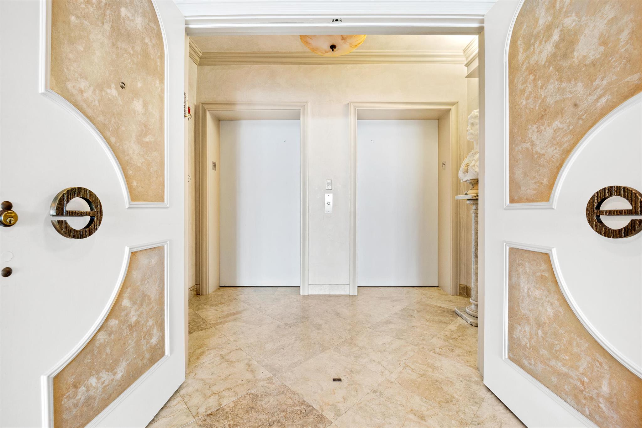 TOSCANA WEST CONDO - Residential