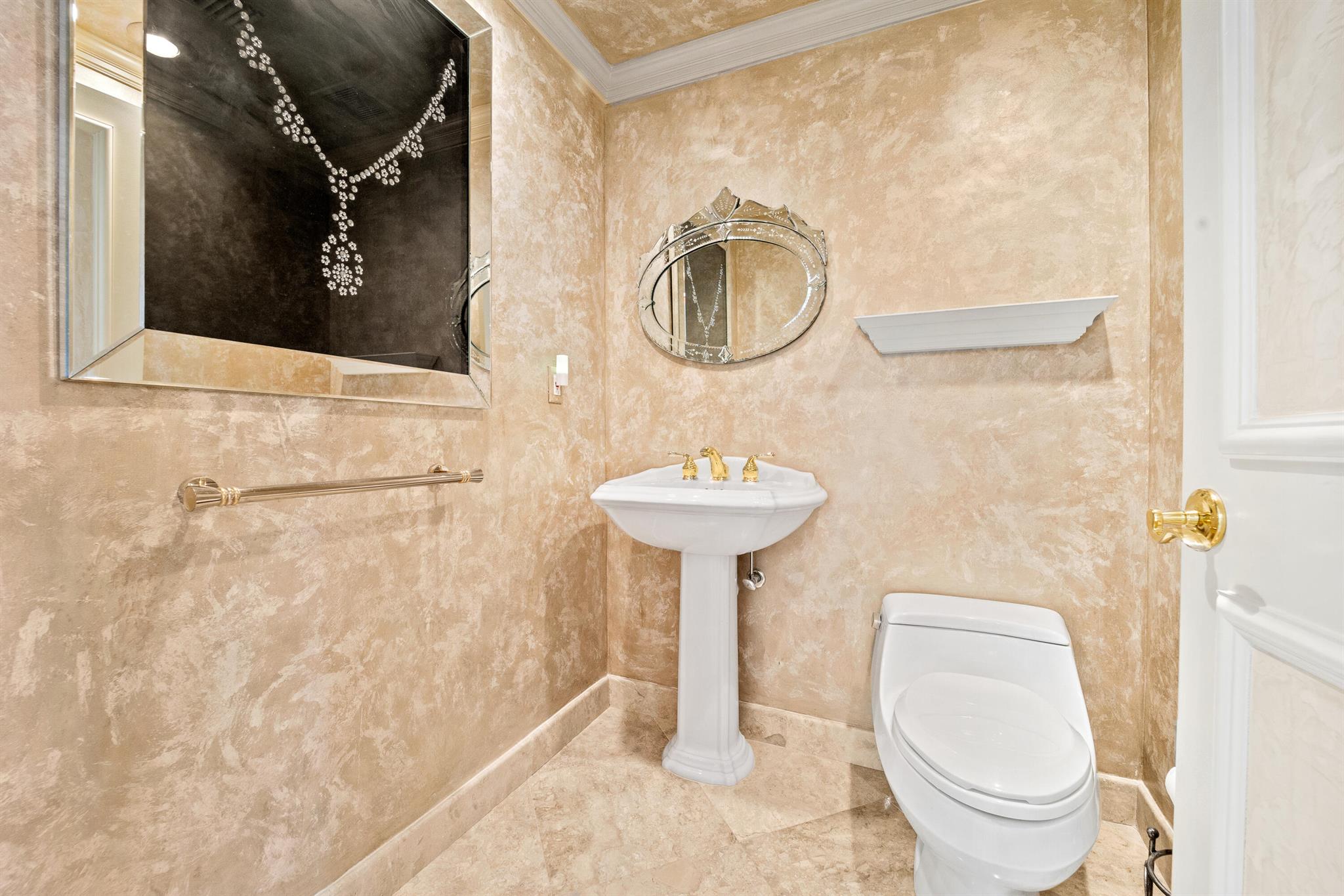 TOSCANA WEST CONDO - Residential